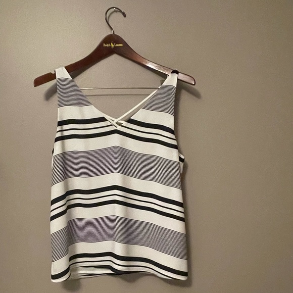 Express striped cross tank - Picture 1 of 3
